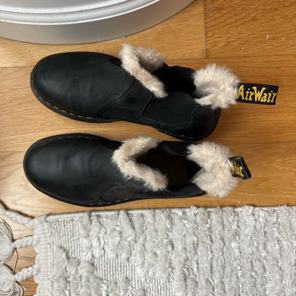 dr. martens fur lined chelsea boots - Picture 2 of 3